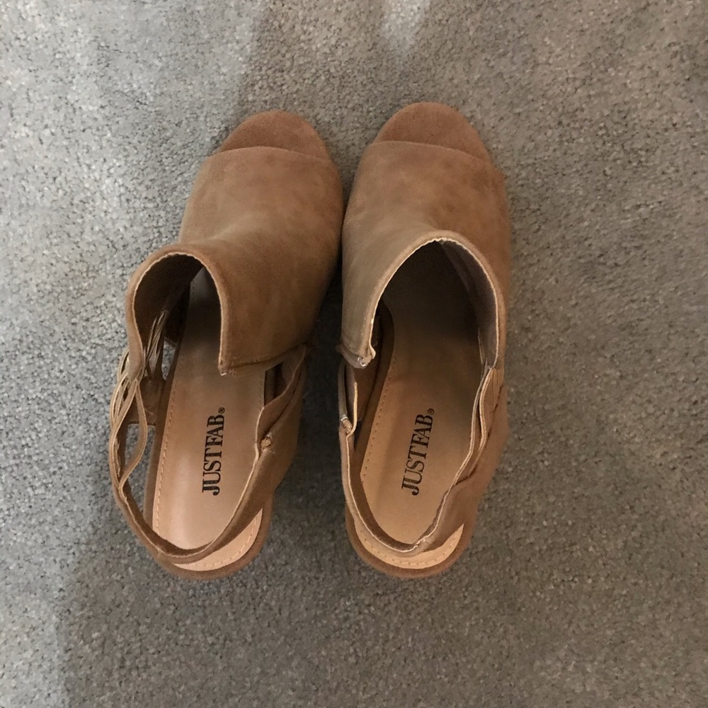 Shoes - Picture 5 of 5